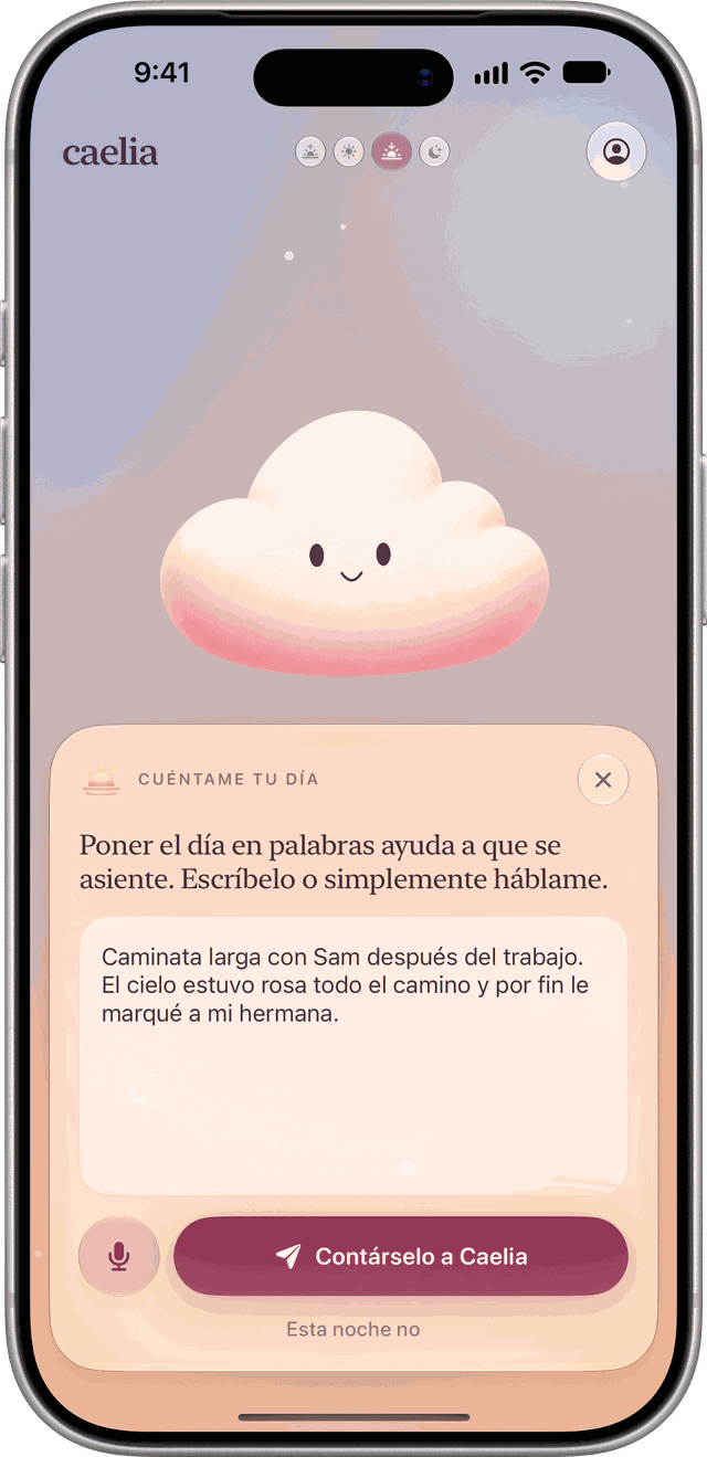 Caelia en el iPhone por la noche: «Cuéntame tu día», con unas líneas escritas sobre el día